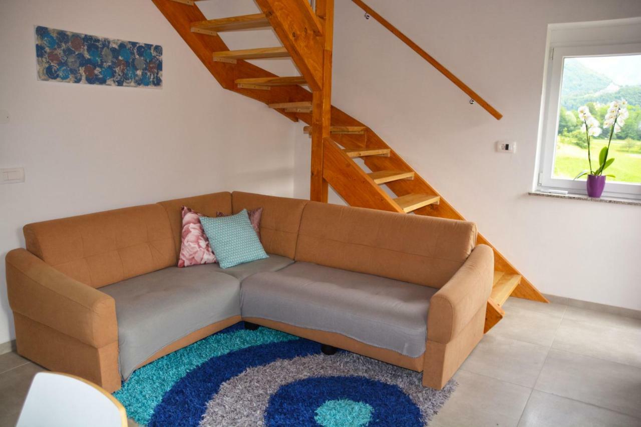 Hisasmihelka Apartment Kobarid Ngoại thất bức ảnh
