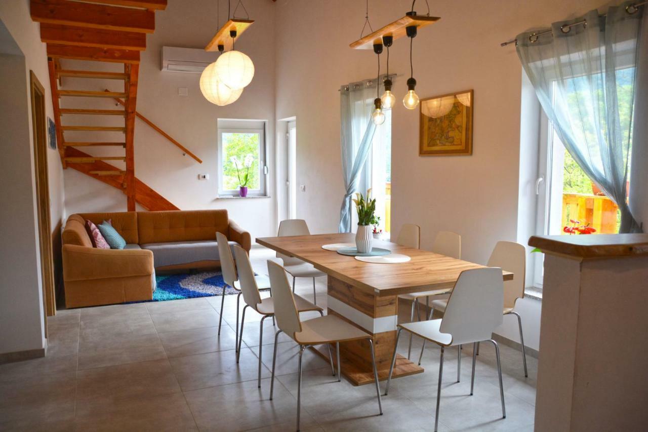 Hisasmihelka Apartment Kobarid Ngoại thất bức ảnh